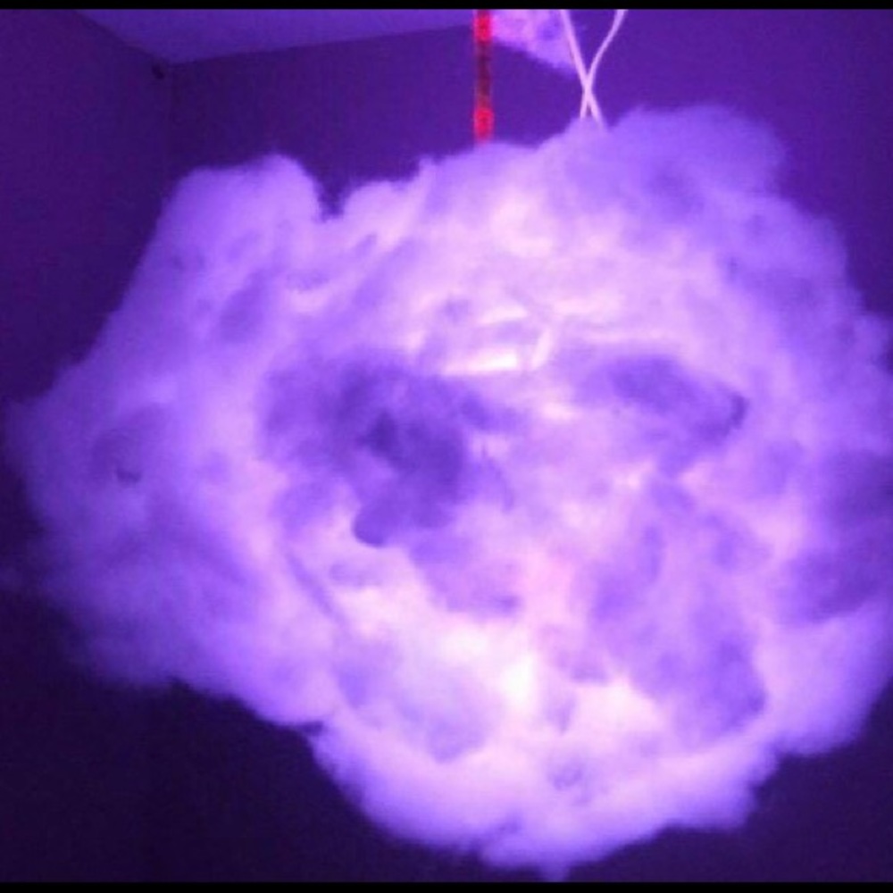 Color changing cloud - Picture 2 of 2